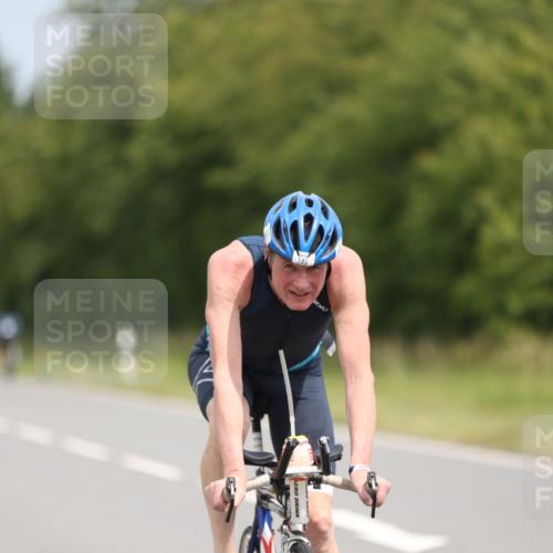 22.06.2025 - Viking Triathlon Yannick Fuchs http://msf.ph/oto/8083122 22.06.2025 12:27:36 Radfahren 21, 34, 179, 346, 460 meine-sportfotos.de