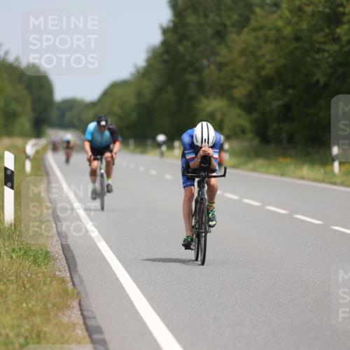 22.06.2025 - Viking Triathlon Yannick Fuchs http://msf.ph/oto/8083147 22.06.2025 12:27:52 Radfahren 286, 467 meine-sportfotos.de
