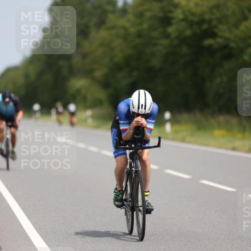22.06.2025 - Viking Triathlon Yannick Fuchs http://msf.ph/oto/8083152 22.06.2025 12:27:53 Radfahren 286, 467 meine-sportfotos.de