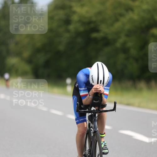 22.06.2025 - Viking Triathlon Yannick Fuchs http://msf.ph/oto/8083154 22.06.2025 12:27:54 Radfahren 286, 396, 467 meine-sportfotos.de