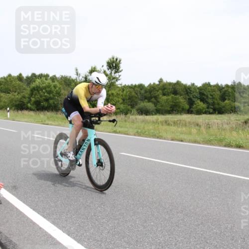22.06.2025 - Viking Triathlon Yannick Fuchs http://msf.ph/oto/8083187 22.06.2025 12:55:31 Radfahren 91, 208, 295 meine-sportfotos.de