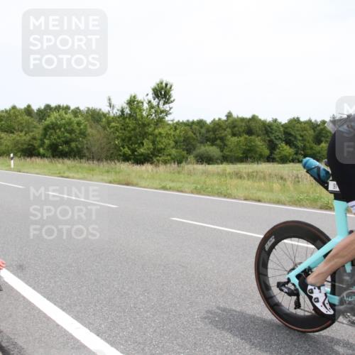 22.06.2025 - Viking Triathlon Yannick Fuchs http://msf.ph/oto/8083189 22.06.2025 12:55:31 Radfahren 91, 208, 295 meine-sportfotos.de
