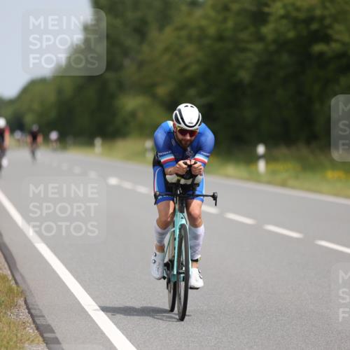 22.06.2025 - Viking Triathlon Yannick Fuchs http://msf.ph/oto/8083236 22.06.2025 12:28:41 Radfahren 3, 164, 171, 334 meine-sportfotos.de