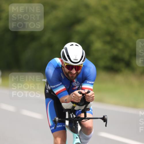 22.06.2025 - Viking Triathlon Yannick Fuchs http://msf.ph/oto/8083241 22.06.2025 12:28:42 Radfahren 3, 164, 171, 334, 483 meine-sportfotos.de