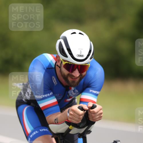 22.06.2025 - Viking Triathlon Yannick Fuchs http://msf.ph/oto/8083243 22.06.2025 12:28:43 Radfahren 3, 164, 167, 334, 483 meine-sportfotos.de