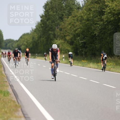 22.06.2025 - Viking Triathlon Yannick Fuchs http://msf.ph/oto/8083246 22.06.2025 12:28:46 Radfahren 3, 46, 69, 167, 334, 483 meine-sportfotos.de