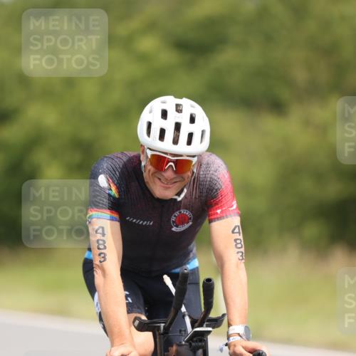 22.06.2025 - Viking Triathlon Yannick Fuchs http://msf.ph/oto/8083262 22.06.2025 12:28:51 Radfahren 46, 69, 167, 317, 334, 452, 483, 615, 627 meine-sportfotos.de
