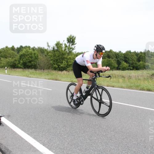 22.06.2025 - Viking Triathlon Yannick Fuchs http://msf.ph/oto/8083267 22.06.2025 12:56:24 Radfahren 114, 498, 609 meine-sportfotos.de