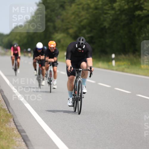 22.06.2025 - Viking Triathlon Yannick Fuchs http://msf.ph/oto/8083268 22.06.2025 12:28:53 Radfahren 46, 69, 167, 317, 334, 452, 483, 615, 627 meine-sportfotos.de