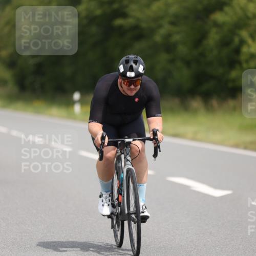 22.06.2025 - Viking Triathlon Yannick Fuchs http://msf.ph/oto/8083273 22.06.2025 12:28:54 Radfahren 46, 69, 167, 317, 334, 452, 483, 615, 627 meine-sportfotos.de