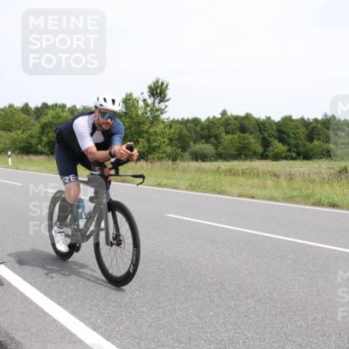 22.06.2025 - Viking Triathlon Yannick Fuchs http://msf.ph/oto/8083280 22.06.2025 12:56:33 Radfahren 204, 247, 306, 603 meine-sportfotos.de