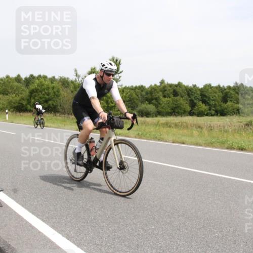 22.06.2025 - Viking Triathlon Yannick Fuchs http://msf.ph/oto/8083292 22.06.2025 12:56:51 Radfahren 246, 276, 305, 366, 542 meine-sportfotos.de