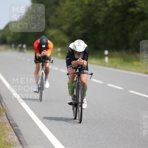 22.06.2025 - Viking Triathlon Yannick Fuchs http://msf.ph/oto/8083307 22.06.2025 12:29:14 Radfahren 11, 33, 59, 195, 249, 298, 386, 437 meine-sportfotos.de