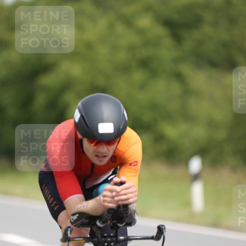 22.06.2025 - Viking Triathlon Yannick Fuchs http://msf.ph/oto/8083316 22.06.2025 12:29:16 Radfahren 11, 33, 59, 195, 245, 249, 298, 386, 437 meine-sportfotos.de