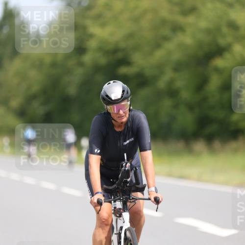 22.06.2025 - Viking Triathlon Yannick Fuchs http://msf.ph/oto/8083321 22.06.2025 12:29:24 Radfahren 57, 195, 213, 245, 406, 437, 514 meine-sportfotos.de