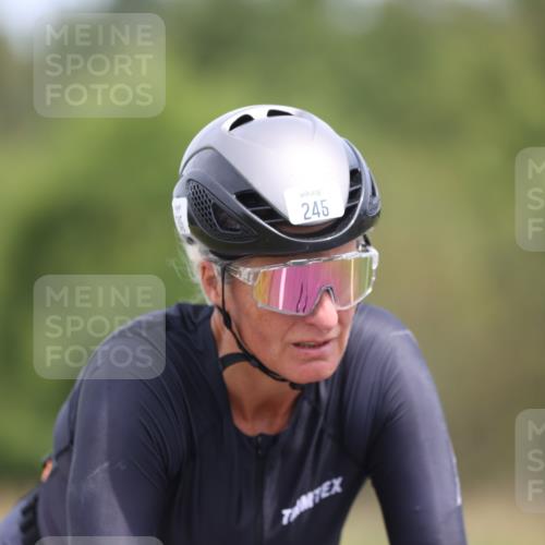22.06.2025 - Viking Triathlon Yannick Fuchs http://msf.ph/oto/8083323 22.06.2025 12:29:25 Radfahren 57, 195, 213, 245, 406, 437, 514 meine-sportfotos.de