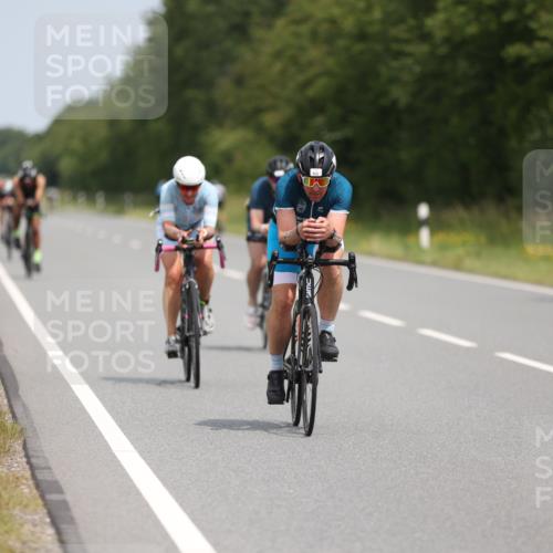 22.06.2025 - Viking Triathlon Yannick Fuchs http://msf.ph/oto/8083328 22.06.2025 12:29:30 Radfahren 57, 84, 85, 133, 185, 213, 406, 514, 632 meine-sportfotos.de