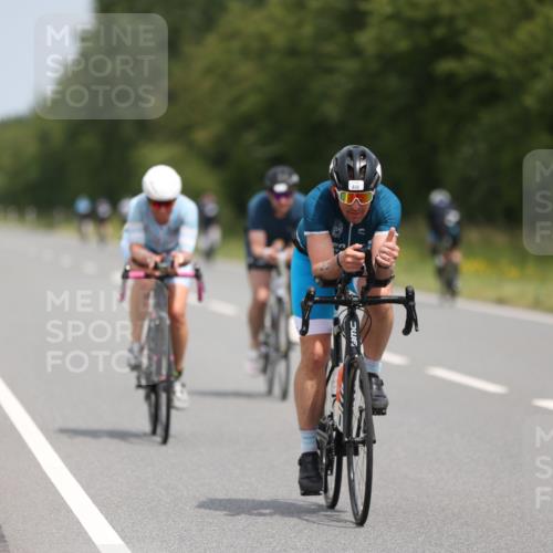 22.06.2025 - Viking Triathlon Yannick Fuchs http://msf.ph/oto/8083331 22.06.2025 12:29:30 Radfahren 57, 84, 85, 133, 185, 213, 406, 514, 632 meine-sportfotos.de