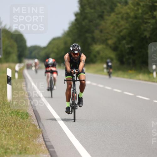22.06.2025 - Viking Triathlon Yannick Fuchs http://msf.ph/oto/8083345 22.06.2025 12:29:34 Radfahren 84, 85, 133, 185, 200, 213, 406, 514, 632 meine-sportfotos.de
