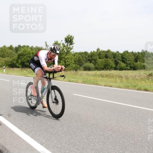 22.06.2025 - Viking Triathlon Yannick Fuchs http://msf.ph/oto/8083350 22.06.2025 12:57:48 Radfahren 150, 638 meine-sportfotos.de