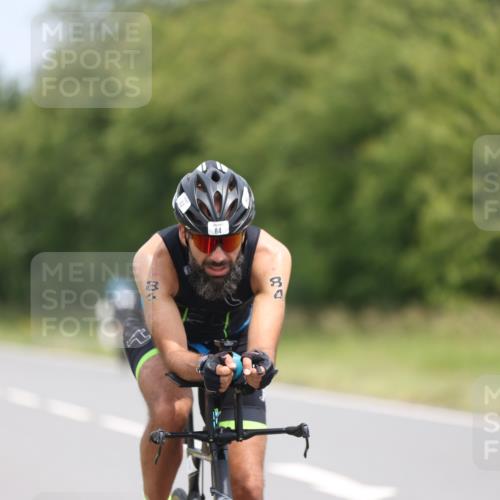 22.06.2025 - Viking Triathlon Yannick Fuchs http://msf.ph/oto/8083351 22.06.2025 12:29:36 Radfahren 84, 85, 133, 185, 200, 213, 406, 514, 632 meine-sportfotos.de