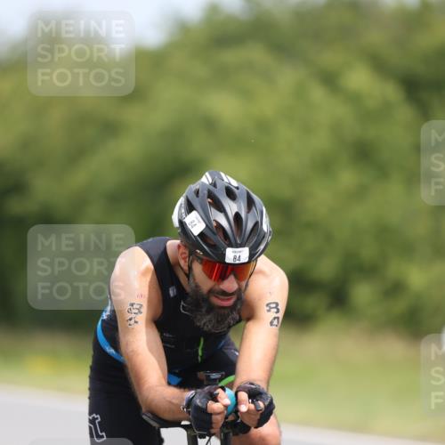 22.06.2025 - Viking Triathlon Yannick Fuchs http://msf.ph/oto/8083352 22.06.2025 12:29:36 Radfahren 84, 85, 133, 185, 200, 213, 406, 514, 632 meine-sportfotos.de