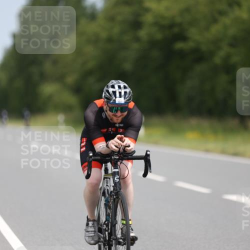 22.06.2025 - Viking Triathlon Yannick Fuchs http://msf.ph/oto/8083357 22.06.2025 12:29:38 Radfahren 84, 85, 133, 185, 200, 420, 632 meine-sportfotos.de