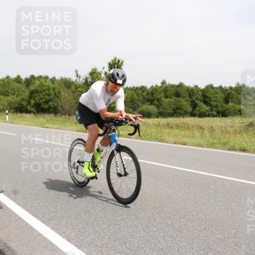 22.06.2025 - Viking Triathlon Yannick Fuchs http://msf.ph/oto/8083358 22.06.2025 12:57:51 Radfahren 150, 638 meine-sportfotos.de
