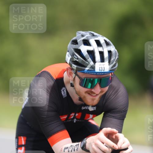 22.06.2025 - Viking Triathlon Yannick Fuchs http://msf.ph/oto/8083363 22.06.2025 12:29:39 Radfahren 84, 85, 133, 185, 200, 420, 632 meine-sportfotos.de