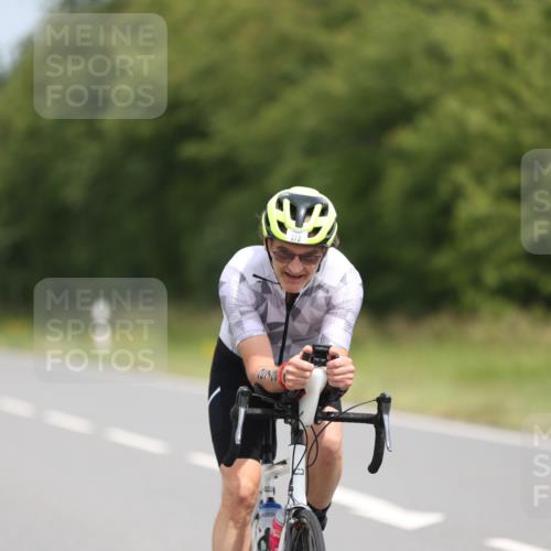 22.06.2025 - Viking Triathlon Yannick Fuchs http://msf.ph/oto/8083396 22.06.2025 12:30:10 Radfahren 39, 273 meine-sportfotos.de