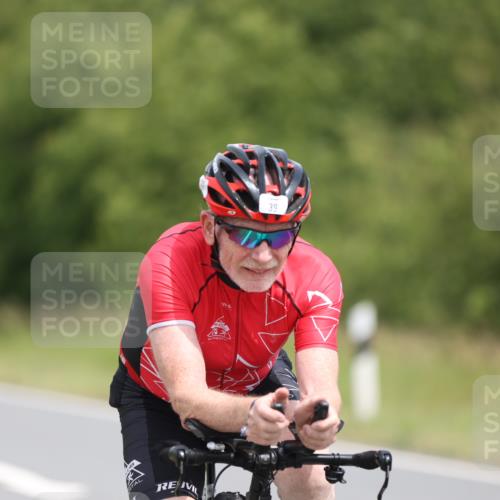 22.06.2025 - Viking Triathlon Yannick Fuchs http://msf.ph/oto/8083407 22.06.2025 12:30:17 Radfahren 39, 99, 162, 276, 341, 378, 533 meine-sportfotos.de