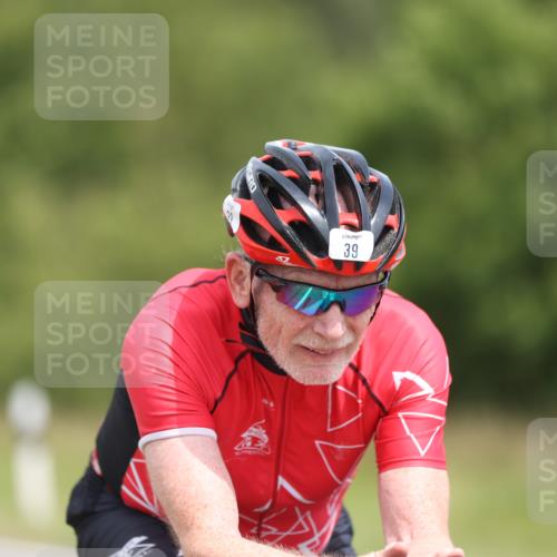 22.06.2025 - Viking Triathlon Yannick Fuchs http://msf.ph/oto/8083410 22.06.2025 12:30:18 Radfahren 39, 99, 162, 276, 341, 378, 533 meine-sportfotos.de