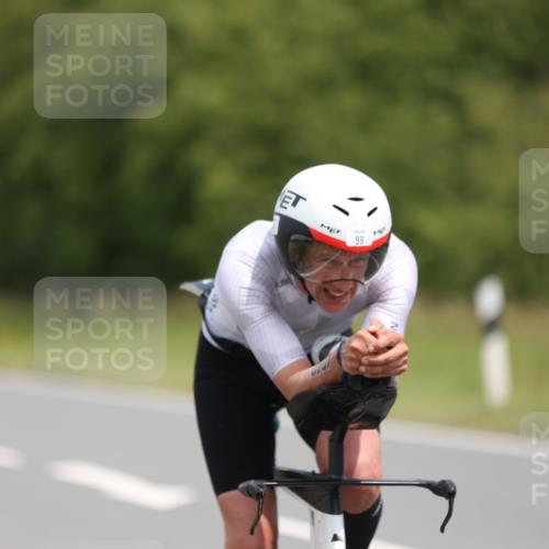 22.06.2025 - Viking Triathlon Yannick Fuchs http://msf.ph/oto/8083436 22.06.2025 12:30:22 Radfahren 18, 39, 99, 162, 276, 341, 378, 533 meine-sportfotos.de