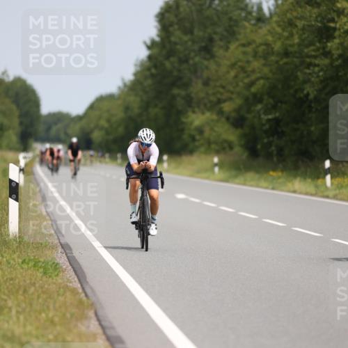 22.06.2025 - Viking Triathlon Yannick Fuchs http://msf.ph/oto/8083466 22.06.2025 12:30:29 Radfahren 18, 276, 295, 341 meine-sportfotos.de