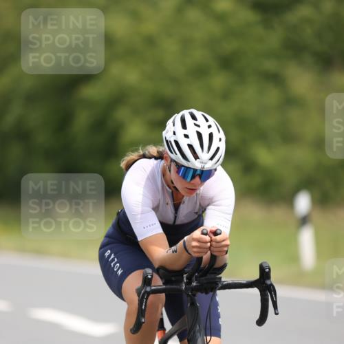 22.06.2025 - Viking Triathlon Yannick Fuchs http://msf.ph/oto/8083483 22.06.2025 12:30:32 Radfahren 18, 51, 295, 389, 529 meine-sportfotos.de