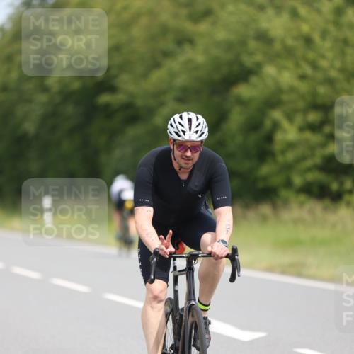 22.06.2025 - Viking Triathlon Yannick Fuchs http://msf.ph/oto/8083503 22.06.2025 12:30:41 Radfahren 16, 51, 169, 235, 248, 389, 503, 529 meine-sportfotos.de