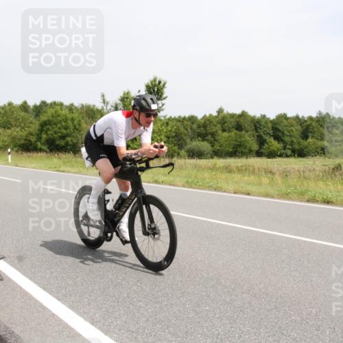 22.06.2025 - Viking Triathlon Yannick Fuchs http://msf.ph/oto/8083530 22.06.2025 12:58:37 Radfahren 180, 281, 358, 411, 487 meine-sportfotos.de
