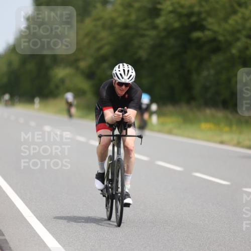 22.06.2025 - Viking Triathlon Yannick Fuchs http://msf.ph/oto/8083550 22.06.2025 12:30:47 Radfahren 16, 169, 235, 248, 285, 313, 503, 552, 651 meine-sportfotos.de