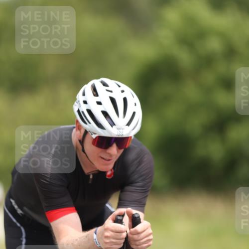 22.06.2025 - Viking Triathlon Yannick Fuchs http://msf.ph/oto/8083565 22.06.2025 12:30:49 Radfahren 16, 169, 235, 248, 285, 313, 503, 552, 651 meine-sportfotos.de