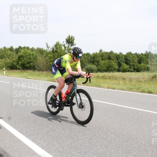 22.06.2025 - Viking Triathlon Yannick Fuchs http://msf.ph/oto/8083607 22.06.2025 12:58:49 Radfahren 26, 659 meine-sportfotos.de