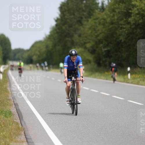 22.06.2025 - Viking Triathlon Yannick Fuchs http://msf.ph/oto/8083654 22.06.2025 12:31:03 Radfahren 14, 52, 110, 168, 366, 427, 531 meine-sportfotos.de