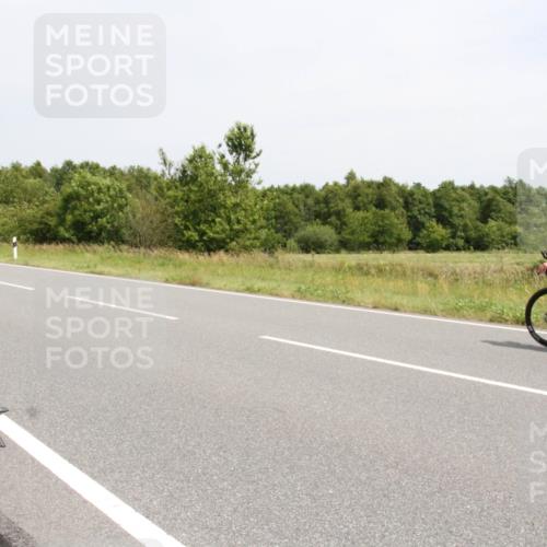 22.06.2025 - Viking Triathlon Yannick Fuchs http://msf.ph/oto/8083691 22.06.2025 12:59:05 Radfahren 93, 234, 453, 475 meine-sportfotos.de