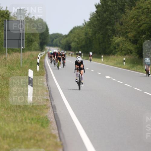 22.06.2025 - Viking Triathlon Yannick Fuchs http://msf.ph/oto/8083694 22.06.2025 12:31:31 Radfahren 60, 266, 332, 495, 540 meine-sportfotos.de