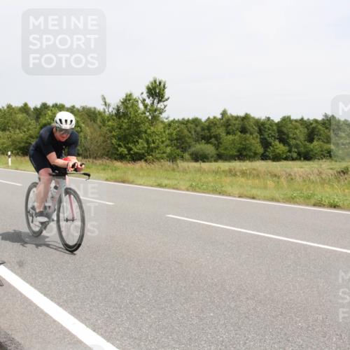 22.06.2025 - Viking Triathlon Yannick Fuchs http://msf.ph/oto/8083714 22.06.2025 12:59:10 Radfahren 93, 453, 475 meine-sportfotos.de
