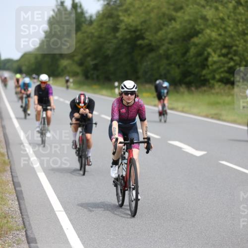 22.06.2025 - Viking Triathlon Yannick Fuchs http://msf.ph/oto/8083770 22.06.2025 12:31:43 Radfahren 37, 107, 114, 204, 266, 314, 333, 364, 412, 423, 500, 525, 540 meine-sportfotos.de