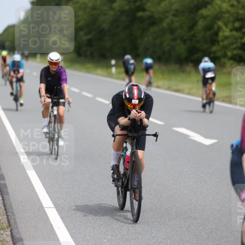 22.06.2025 - Viking Triathlon Yannick Fuchs http://msf.ph/oto/8083779 22.06.2025 12:31:44 Radfahren 37, 107, 114, 204, 314, 333, 364, 412, 423, 500, 525, 540 meine-sportfotos.de