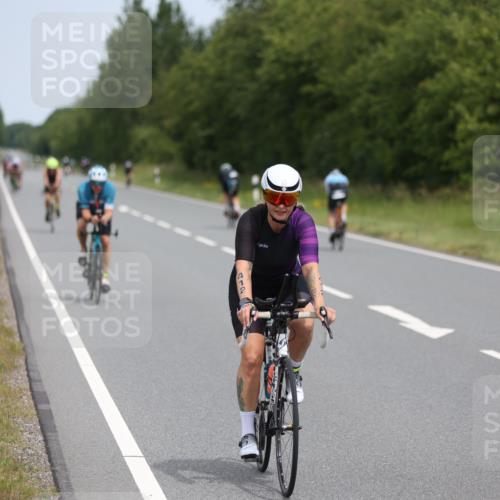 22.06.2025 - Viking Triathlon Yannick Fuchs http://msf.ph/oto/8083792 22.06.2025 12:31:45 Radfahren 37, 107, 114, 204, 314, 333, 364, 412, 423, 500, 525 meine-sportfotos.de