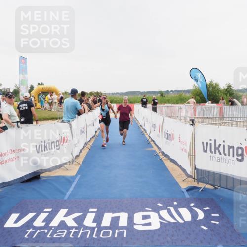 22.06.2025 - Viking Triathlon MichiJ http://msf.ph/oto/8083820 22.06.2025 16:10:28 Ziel 290, 396, 605 meine-sportfotos.de
