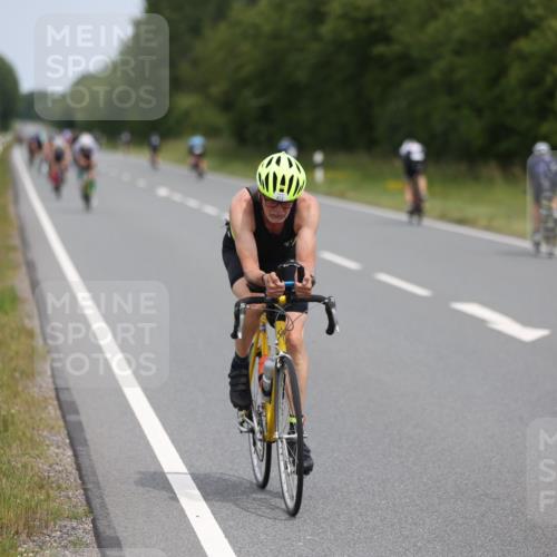 22.06.2025 - Viking Triathlon Yannick Fuchs http://msf.ph/oto/8083830 22.06.2025 12:31:50 Radfahren 107, 197, 314, 333, 362, 412, 423, 543 meine-sportfotos.de