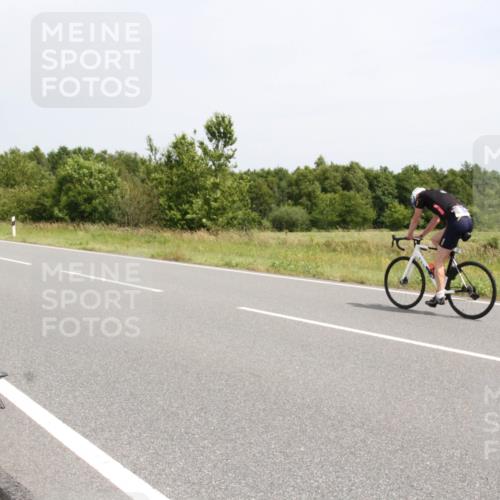 22.06.2025 - Viking Triathlon Yannick Fuchs http://msf.ph/oto/8083856 22.06.2025 12:59:33 Radfahren 102, 618 meine-sportfotos.de